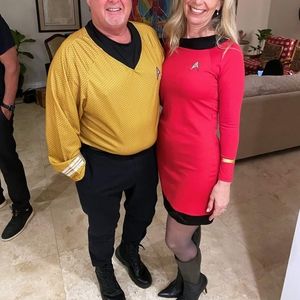 Star Trek Captain Kirk Long Sleeve Shirt XL Halloween Couples Costume